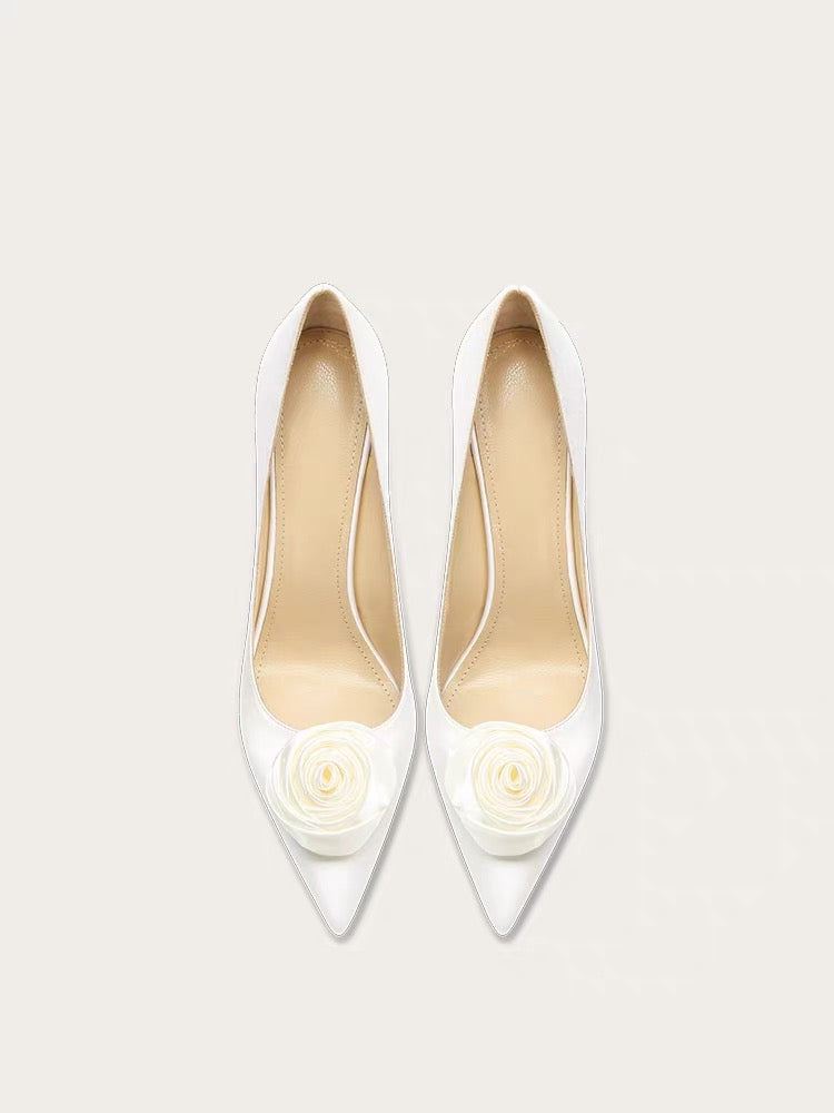Claudine Pumps