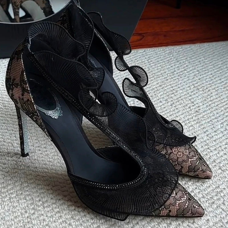 Madva Pumps