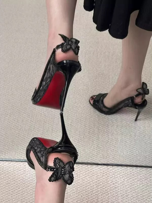 Kendra Sandal